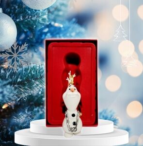Disney Showcase Collection Warm Hugs Olaf Christmas Tree Ornament Decoration